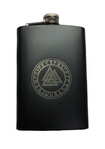 Фляга ТМ 4Profi черная нержавеющая с гравировкой Валькнут в кругу рун 9OZ 255 мл 000025145 фото